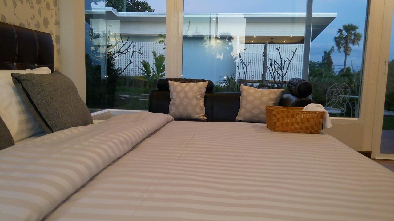 Bluemoon Riverside Phibun Mangsahan Eksteriør bilde